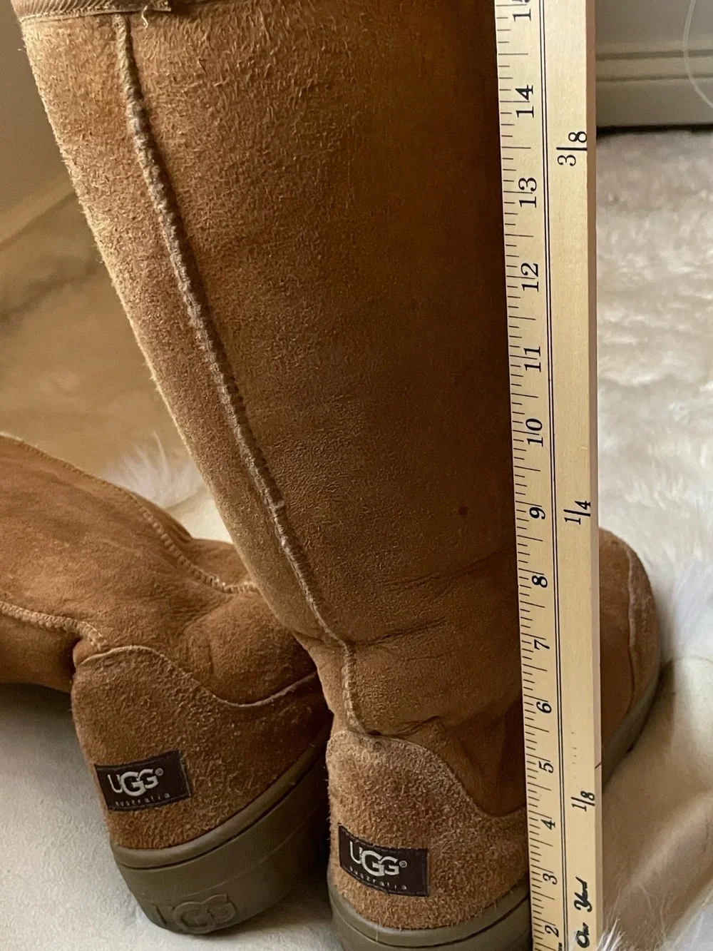 Vintage | Ultra rare UGG Australia men’s ultra tall chestnut boots